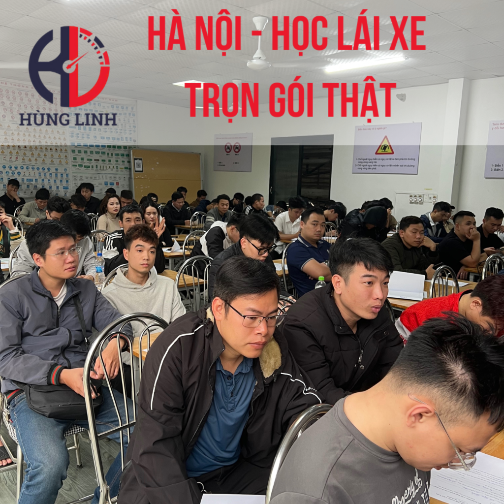 Buổi học lý thuyết của học viên Hùng Linh tại Trung tâm VOV – Vững kiến thức, sẵn sàng thực hành