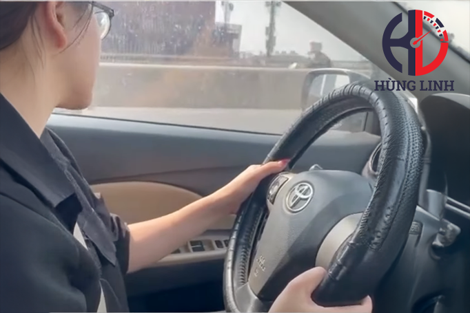 Cuối tuần rực rỡ – Bạn nữ học viên xinh xắn khuấy động buổi chạy DAT tại Hùng Linh!