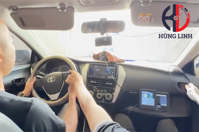 Bí quyết vượt dốc khi chạy DAT: Cảm nhận độ rung – Phối hợp côn ga – Xe vọt nhẹ như không!