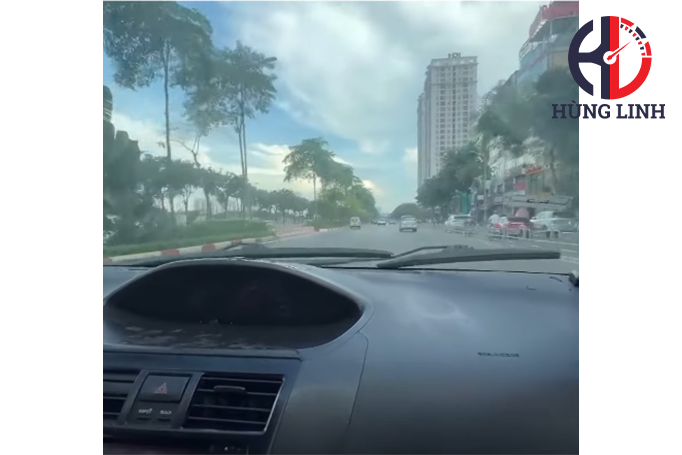 Tự tin đường trường – luôn có Hùng Linh đồng hành cùng bạn