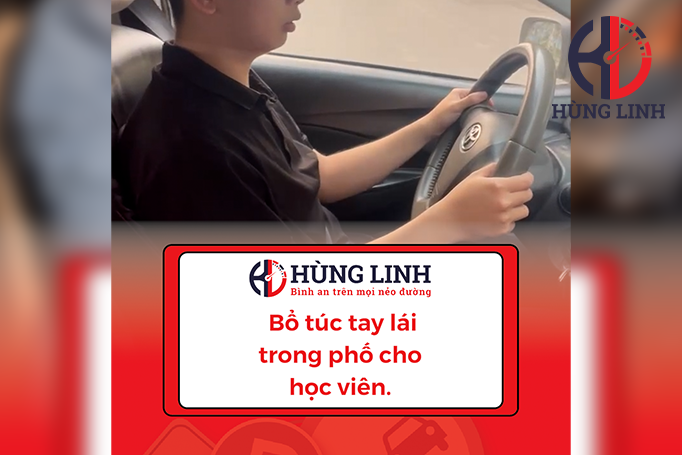 Bổ túc tay lái trong phố cho học viên.